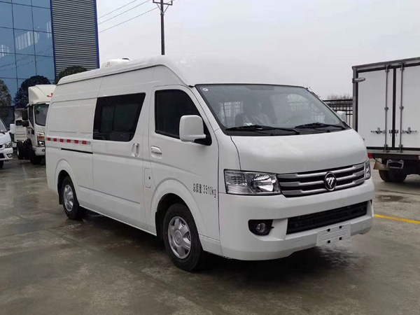 福田G9雙排座冷藏車