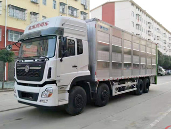 全鋁合金運豬車——東風天龍畜禽運輸車