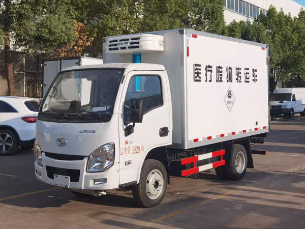 躍進小(xiǎo)福星S70醫療廢物(wù)轉運車